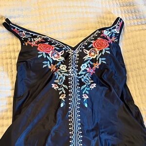 Black Floral Print V-Neck Two-Piece Swimsuit